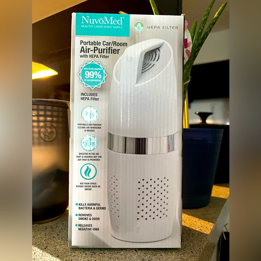 NIB Portable Purifier ☀️